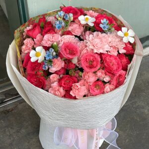 Alternative view of Bó hồng chùm sophia mix