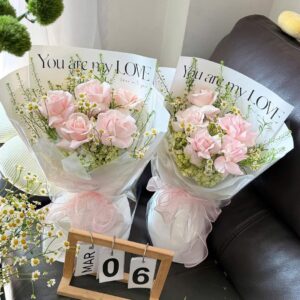 Bó cẩm tú cầu mix hoa hồng